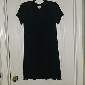 Softly Suited simple black dress Sz 8
